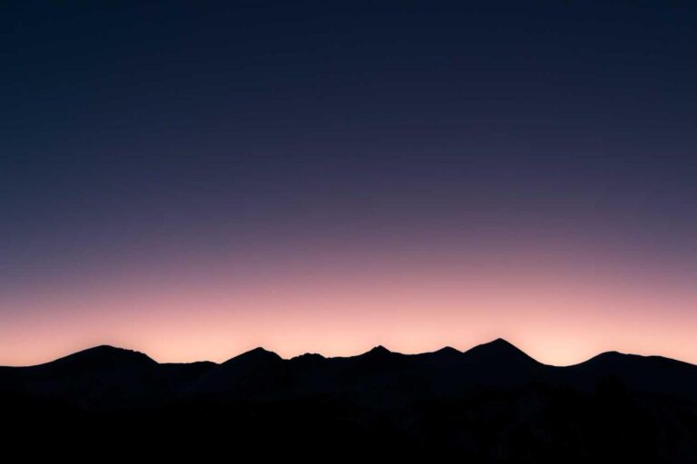 1758122950_mountains